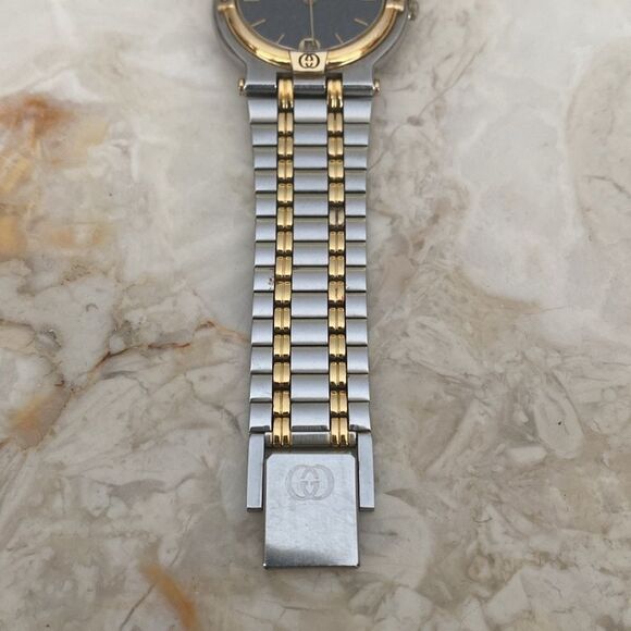 Vintage GUCCI 9000M Gold Plated & Stainless Steel Wristwatch - Unisex - Picture 9 of 16